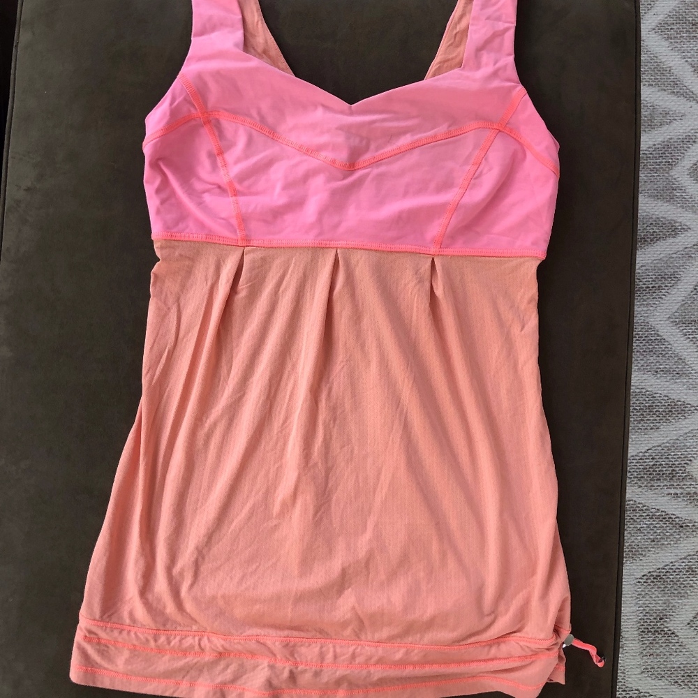 CLEAROUT❣️ GUC Lululemon Run: Tame Me Tank